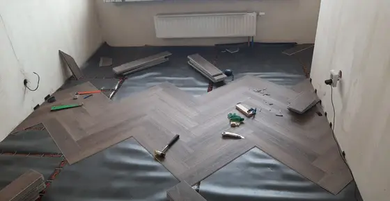 Pokládka podlahy z naší realizace – ukázka 88